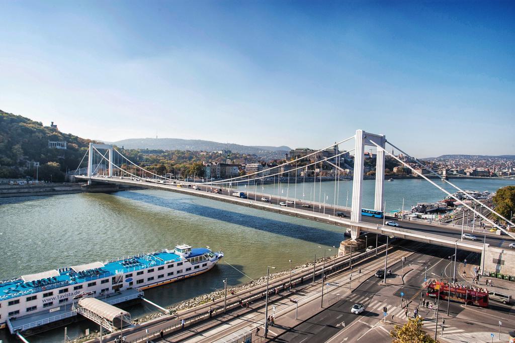 Riverside Flat With King Castle View Budapest Eksteriør billede